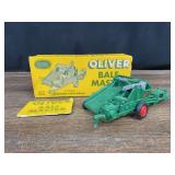 1/16 Oliver Bale Master NIB Slik