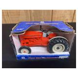 1/16 Ford 621 Workmaster NIB Ertl