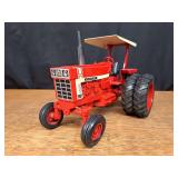 1/16 IH 100 Hydro Ertl
