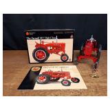 1/16 Farmall MV High Clear Precision NIB Ertl