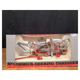 1/28 McCormick-Deering 28x46 Thresher Special Edition NIB SC