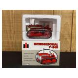 1/16 IH T-340 Crawler NIB Ertl