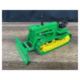 1/16 John Deere 40 Crawler 1999 Plow City Ertl