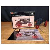 1/16 Farmall Regular Precision NIB Ertl