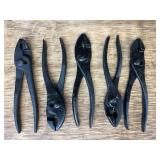 (5) Pliers
