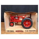 1/16 Farmall F20 NIB Ertl
