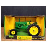 1/16 John Deere G NIB Ertl