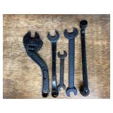 (5) Ford + Fordson Wrenches