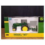 1/16 John Deere MT w/Mower NIB SC