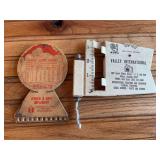 (2) IH Ice Scaraper + Rain Gauge