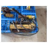 Enerpac Hydraulic Hand Pump and Cylinder Assembly