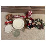 Assorted Holiday Decor