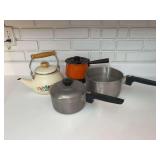 Assorted Kitchen Cookware Including Magnalite Saucepans, West Bend Hot 