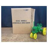 1/16 John Deere GP 1984 Lafayette NIB SM