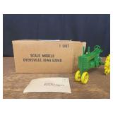 1/16 John Deere G NIB SM