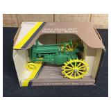 1/16 John Deere G Collector NIB Ertl