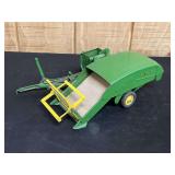 1/16 scale John Deere 12A Combine Eska