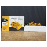1/25 Caterpillar D9 Crawler NIB 1st Gear