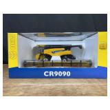 1/32 New Holland CR9090 Combine NIB UH