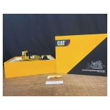 1/24 Caterpillar D10T2 Dozer NIB CCM
