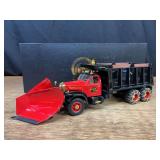 1/25 Mack Black Knight Dump Truck 2002 10th Anniversary NIB 1st Gear