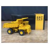 1/48 Caterpillar 769 Dump Truck NIB CCM