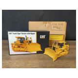 1/48 Caterpillar D9T Crawler NIB CCM