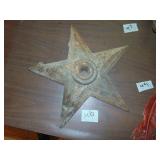 Primitive cast iron Star
