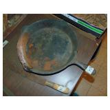 Large Cast Iron Skillet W/heat ring