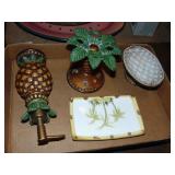 Lot of Bathroom & Wall Decor