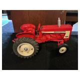 Die Cast International 606 Toy Tractor