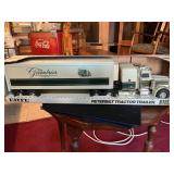 Ertl Peterbuilt Toy Tractor Trailer In Box