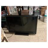 Vizio 42 in. Flat Screen TV W/Remote