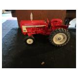 Die Cast International 606 Toy Tractor