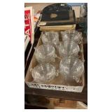 (17) Vintage Manhattan Pattern Berry Bowls