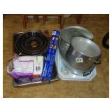 Large Lot Of Cooking & Roasting Pans, Plus