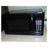 Large Lot Of Kitchen Gadgets