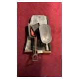 Grain Scoop, Metal Sand Shovels, Plus