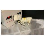 Cow Parade-Rock-n-Roll (Elvis)