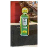 Die Cast John Deere Gasoline Pump Bank