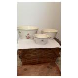 (3) Vintage Household Institute Nesting Bowls