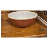 Vintage Pyrex 4 Qt. Brown & White Bowl