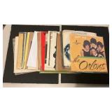 Approx: 25 Vintage Vinyl 45 Records