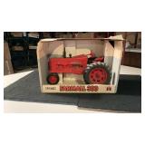 Ertl Farmall 300 1/16 Scale Die Cast Tractor
