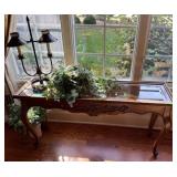 Mixed lot of Wood Console Table Lamp Greenery
