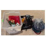 Mixed lot home goods Trio-Bolt multi-color