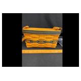 Longaberger 1997 Collectors Club Renewal Basket