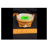 Longaberger Petunia Basket with Liner Tie On