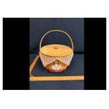 Longaberger Homestead Basket 1999 with Liner