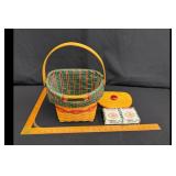 Mixed lot of Longaberger basket set with soaps